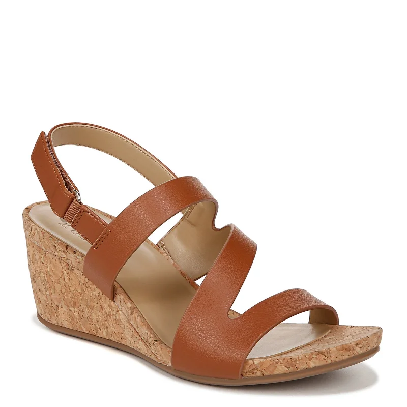 Huge Price Cut Women's Naturalizer, Adria Sandal