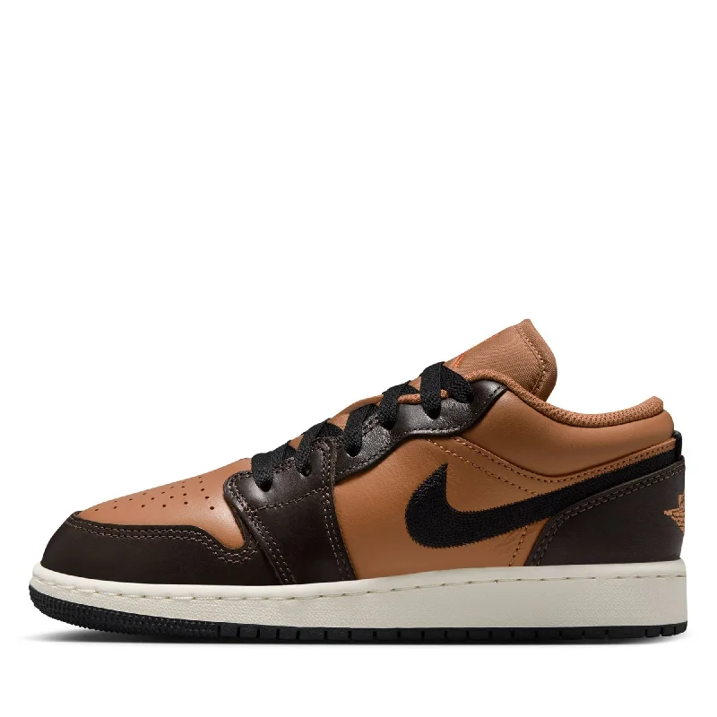 Street-Style Slip-Ons Air Jordan 1 Low SE (GS) - Flax/Baroque Brown