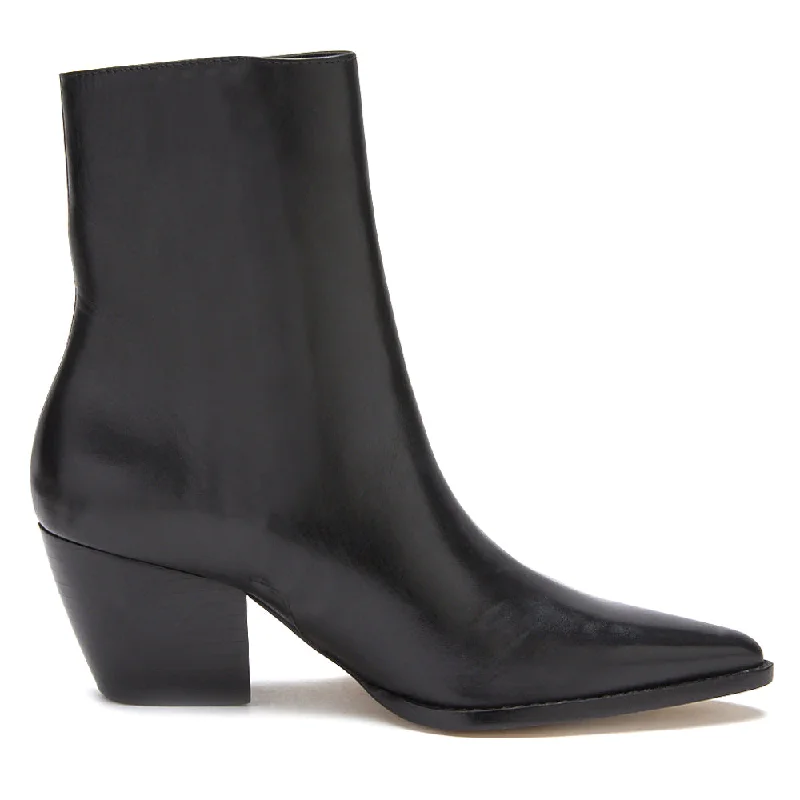 Trend Forward Threads Caty Pointed Toe Zippered Booties