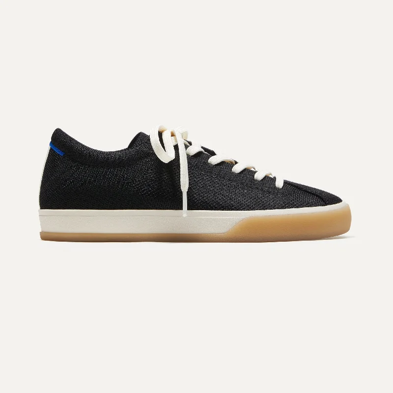 Chic Style, Always In Vogue The Lace Up Sneaker - Black