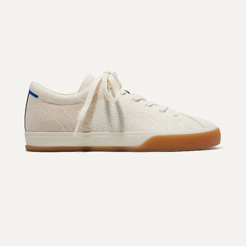 The Latest Fashion Trends The Lace Up Sneaker - Blonde