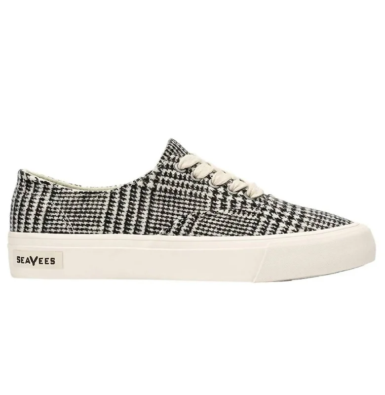 Limited Time Flash Sale Women's Legend Sneaker Highlands In Black/white Woven Houndstooth