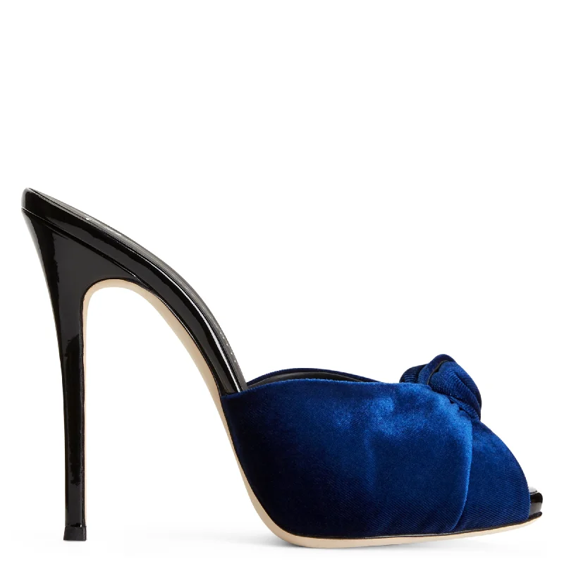 Modern Fashion Sale Giuseppe Zanotti Bridget Velvet