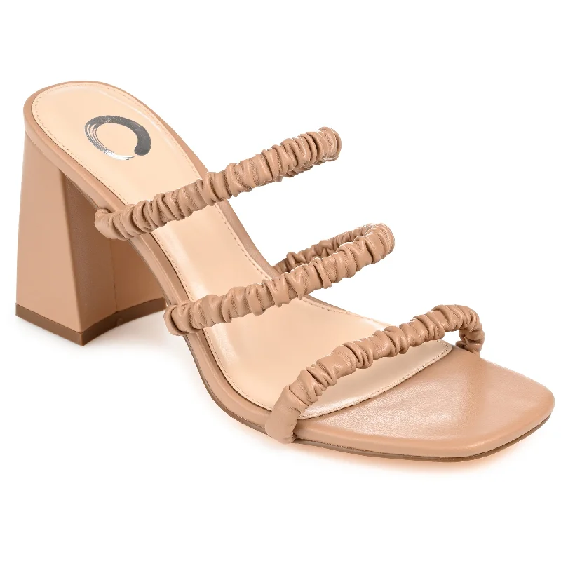 Hot Trends Journee Women's Tru Comfort Foam Reagaan Sandals