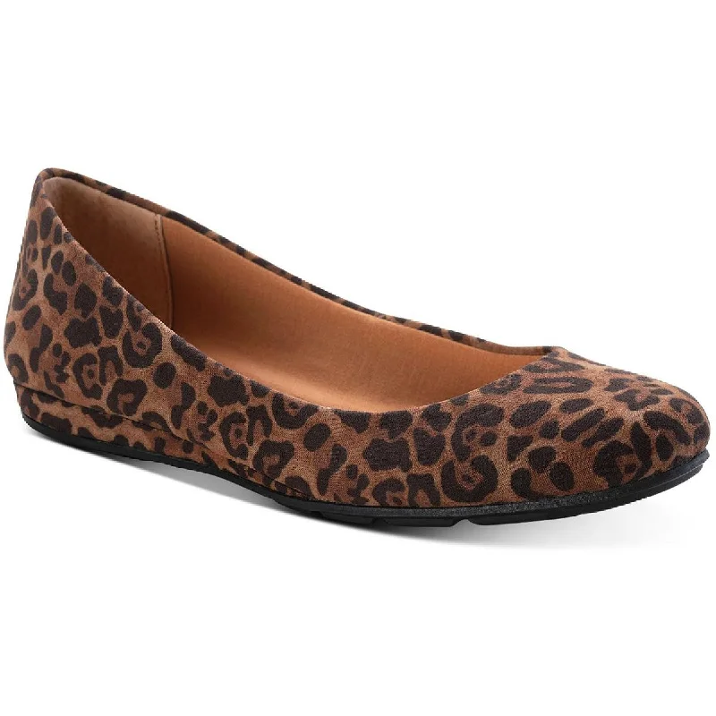 Chic Style, Always In Vogue Sun + Stone Womens Eliana Microfiber Almond Toe Ballet Flats