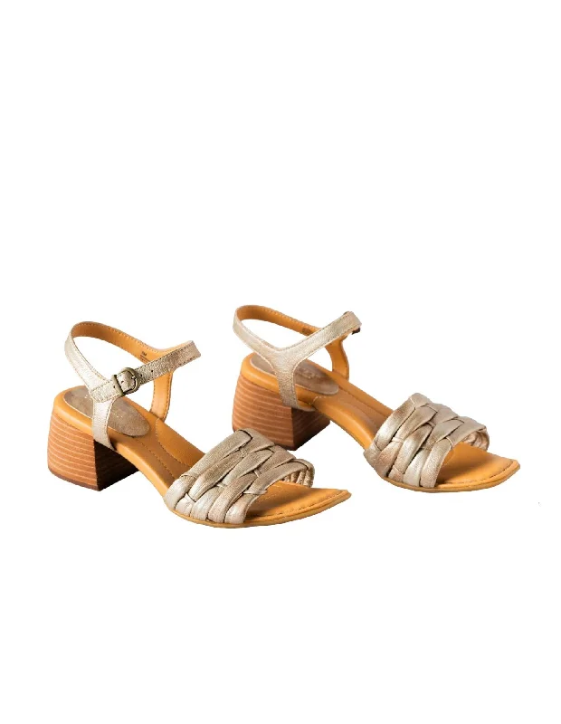 Fashionista Favorites Women Shonie Sandal In Light Gold