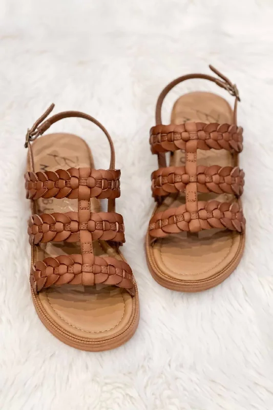 Exclusive Fashion Deals Women's Buckle Closure Sandal In Brown