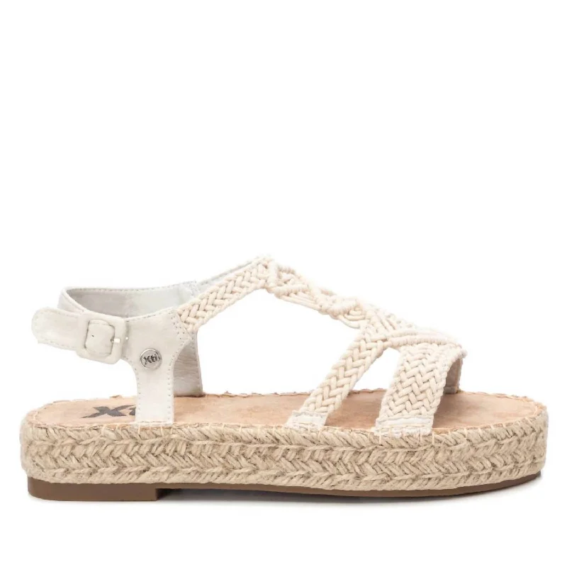 Vintage Style Deals Women's Crossed Macram√ Sandals In Ice