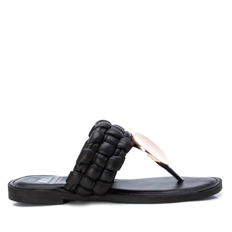 Effortless Style, Endless Impact Women's Flat Sandals In Black