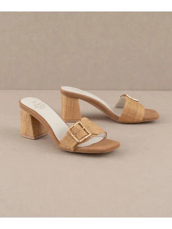 Modern Chic Discounts Women's Glendale Buckle Sandal In Camel