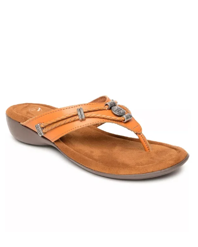 Urban Fashion Footwear Women's Silverthorne 360 Thong Sandals In Cognac