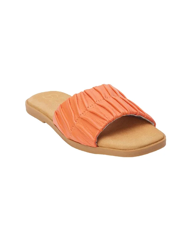 Ride The Style Wave Women's Viva Slide Sandal In Coral