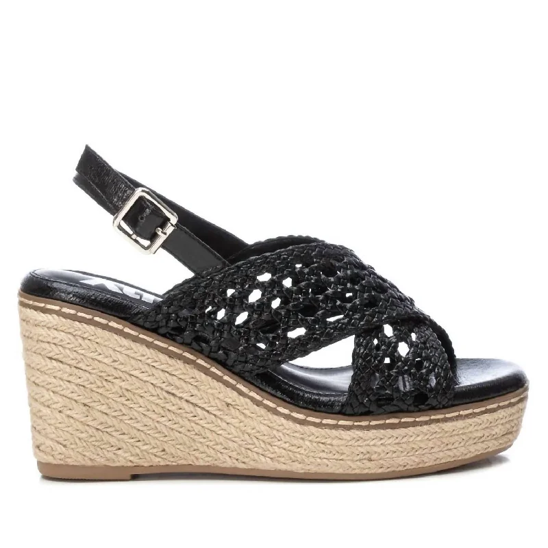 All-Season Shoes Deal Women's Wedge Sandals In Black