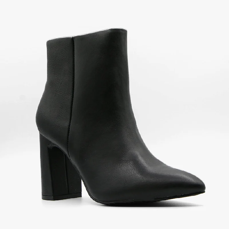 Seasonal Clearance HILTON BLACK