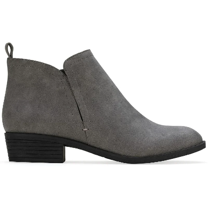 Chic And Edgy Sun + Stone Womens Cadee Faux Leather Zipper Ankle Boots