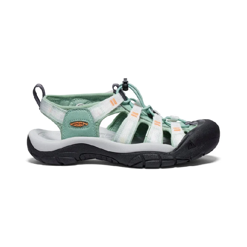 Comfortable Slip-On Shoes Keen Women's Newport H2 Hiking Sandal in Navy/Magnet & Granite Green