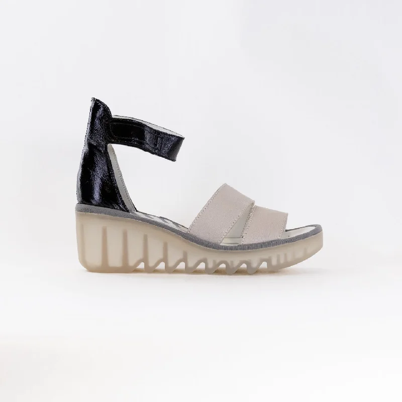 Exclusive Designer Style Deals Fly London BONO290FLY (Women's) - Cloud/Black